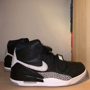 Air Jordan Legacy 312